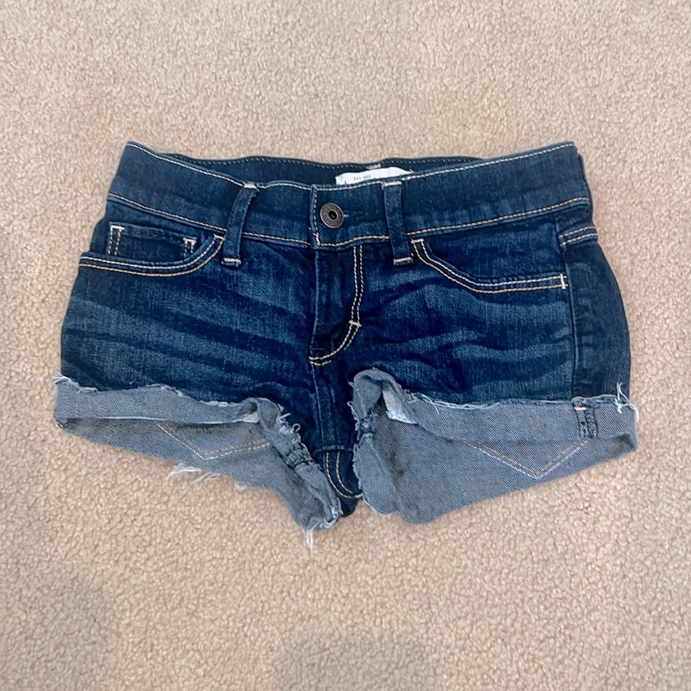 Girls dark denim shorts by Abercrombie Kids size 12.
